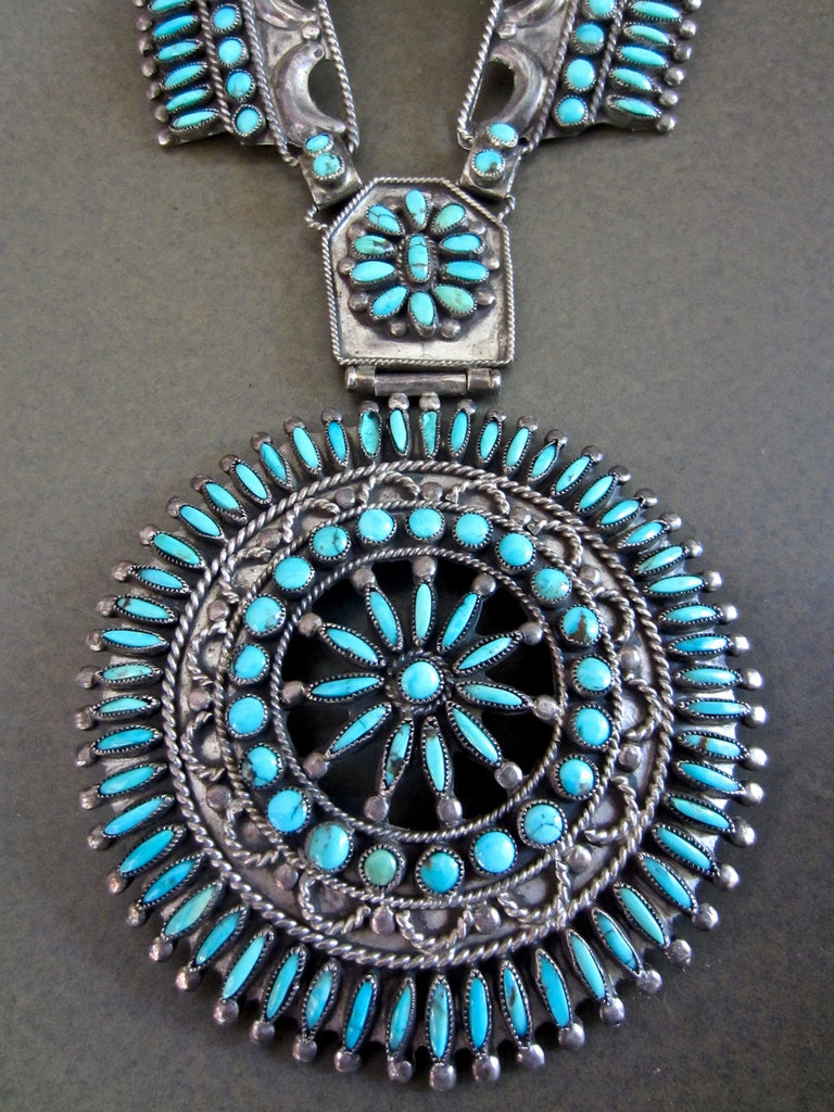 Unique 1930s Fine Zuni Needlepoint Necklace